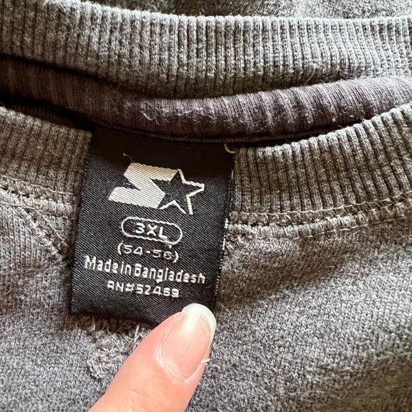 Vintage Distressed/Acid Wash Starter Crewneck - Picture 2 of 4